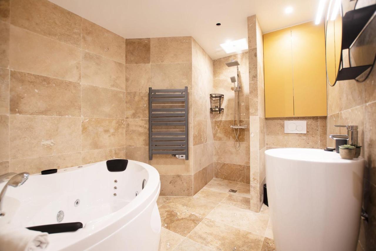 Appartement Guestready - Studio With Jacuzzi In The 10 Th à Paris Extérieur photo