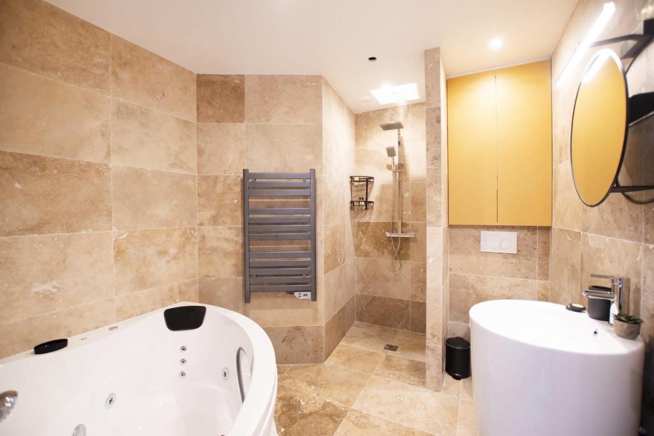 Appartement Guestready - Studio With Jacuzzi In The 10 Th à Paris Extérieur photo