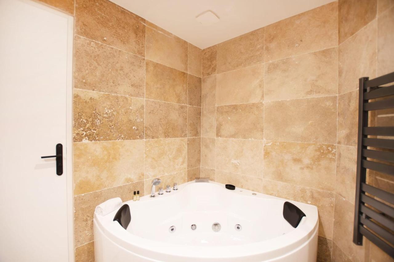 Appartement Guestready - Studio With Jacuzzi In The 10 Th à Paris Extérieur photo
